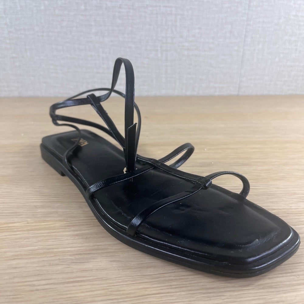 Zara Womens Black Strappy Flat Sandals Square Toe Ankle Wrap Gladiator Size 38